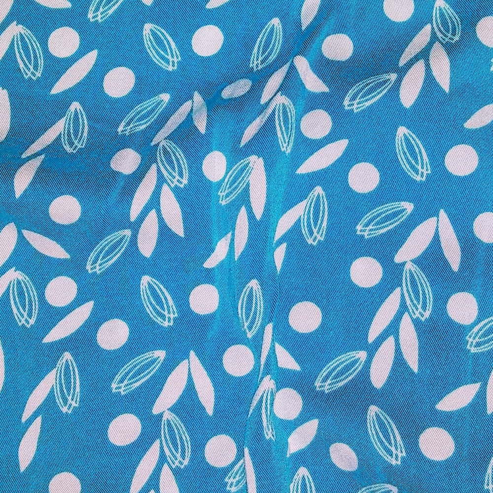 NEW Lane Bryant Teal & White Spring Shorts Plus - Picture 3 of 3